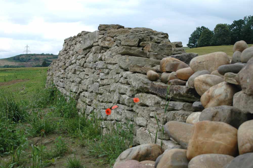 Trockensteinmauer